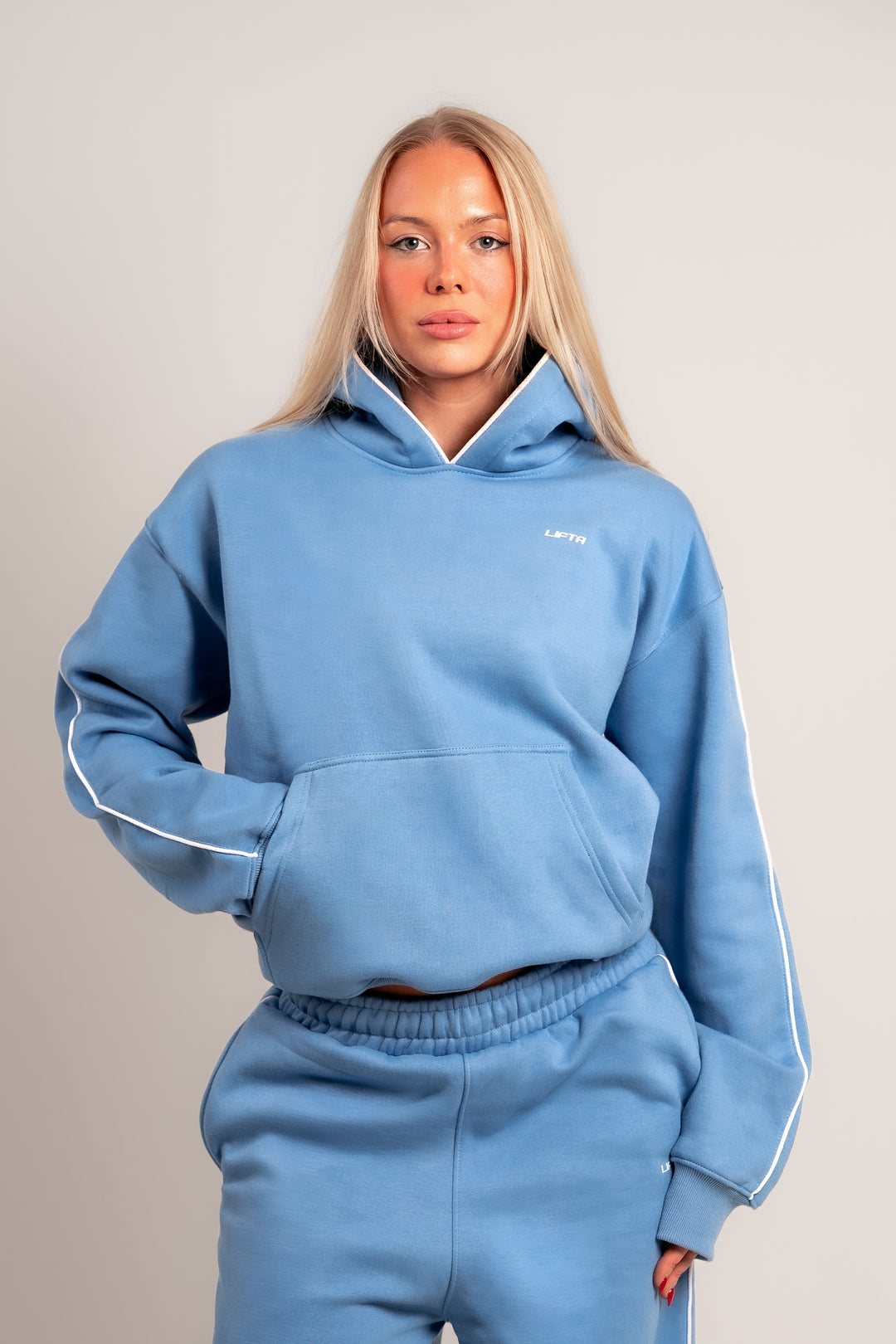 Axis Pullover Huppari - Glacier